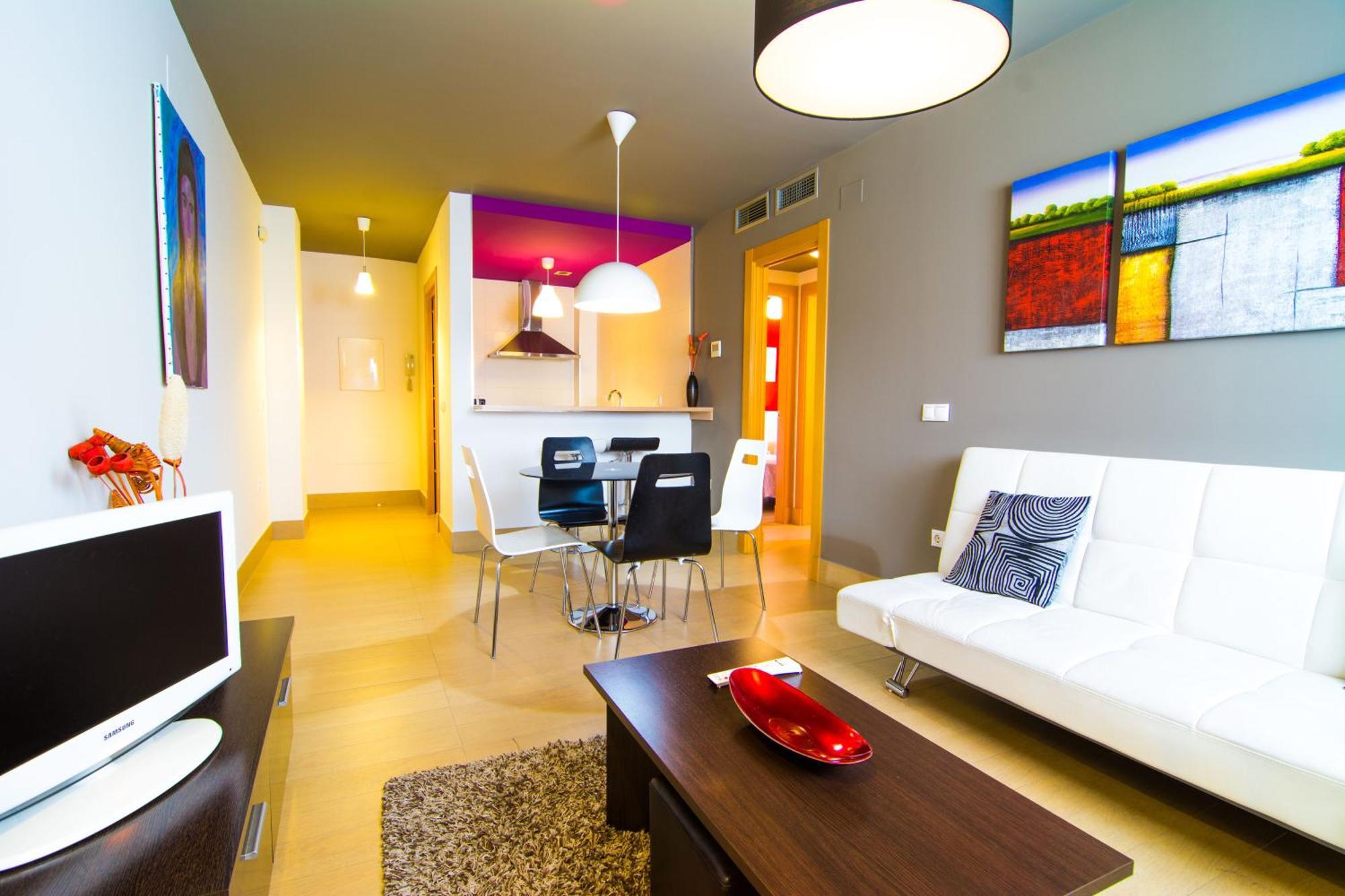 Apartamentos 16:9 Suites Almería Exterior photo